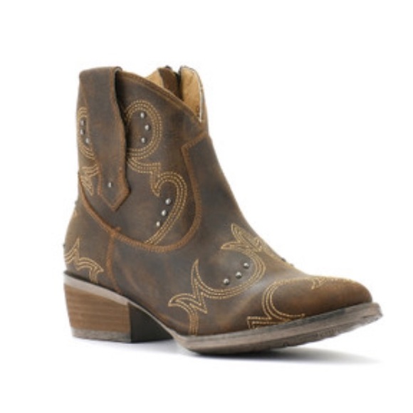 sterling river Shoes - Sterling River Short Cowgirl boots